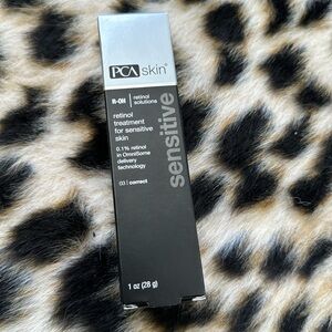 Retinol treatment for sensitive skin